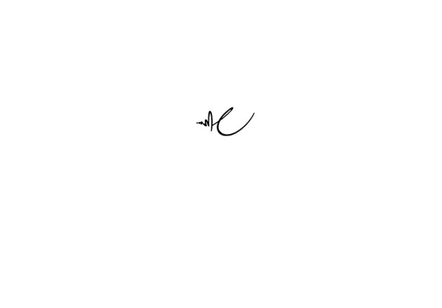 calligraphe paris, calligraphie gestuelle, kleine tattoos frau, ideen tattoo sprüche, calligraphy tattoo writing, femme poignet tatouage